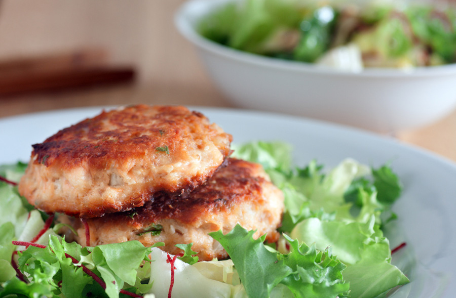 Fast Cook, No Fuss: Salmon Patties